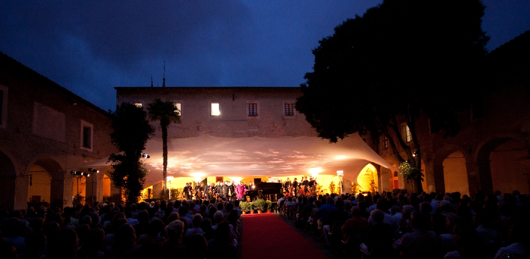 ILLUSTRATION CLOITRE comparatif concerts-du-cloitre-cimiez-nice-2014.jpg